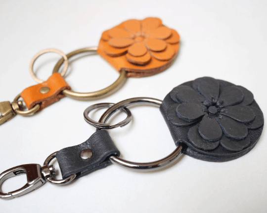 Leather Flower Keyring, Leather Keyring, Leather Key Holder - ORIEN VIN TIQUE